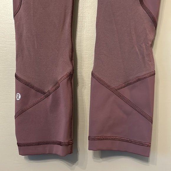 LULULEMON Pace Rival Crop *22" Running Workout Leggings in Cherry Cola Size 2 - Picture 15 of 16